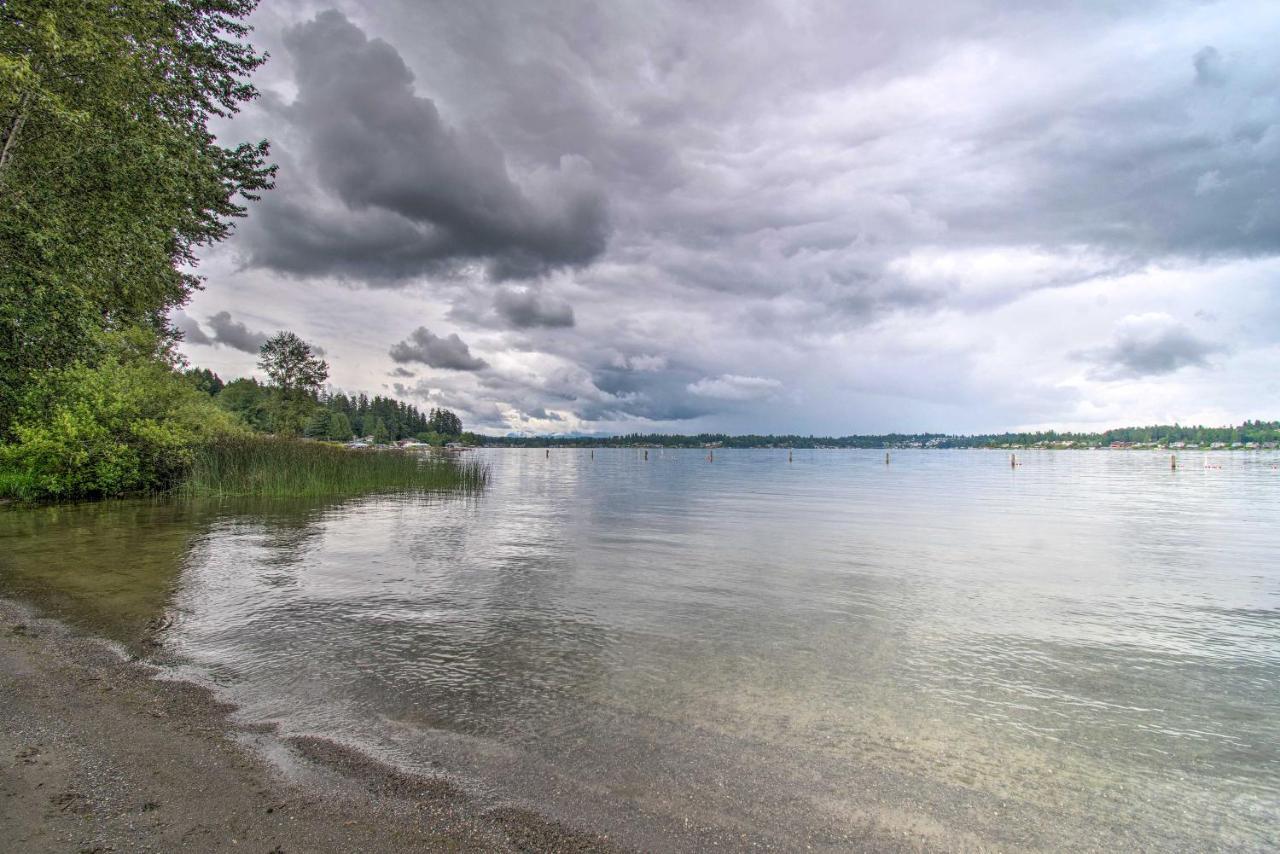Charming Updated Retreat Walk To Lake Stevens! Exterior photo