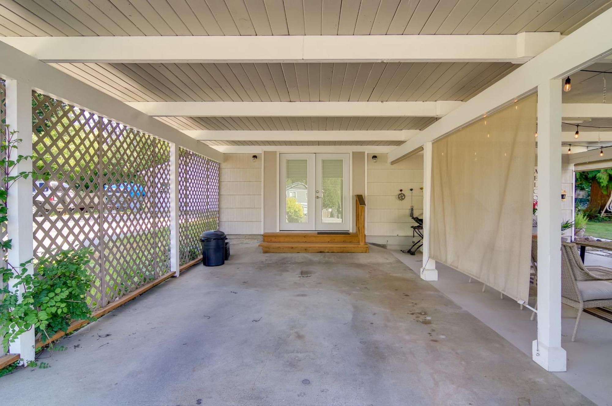 Charming Updated Retreat Walk To Lake Stevens! Exterior photo